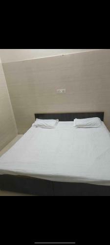 Hotel Oyo 90177 As Rooms & Pg