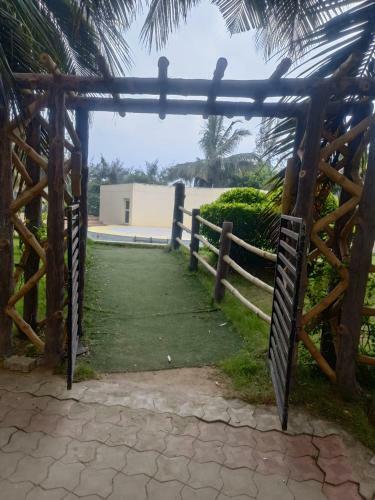 Hotel Green Heaven Shree