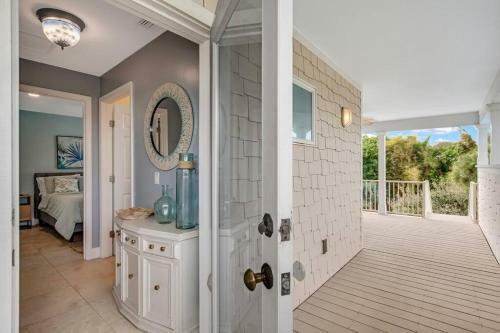 Happy Island Retreat