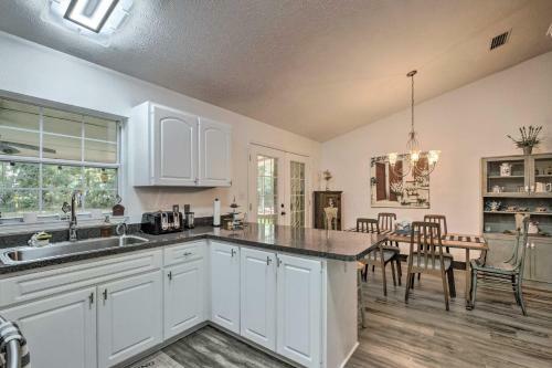Serene Old Town Getaway Near Suwannee River!