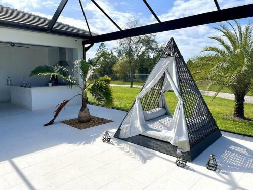 Luxury Villa The Naples Serenity