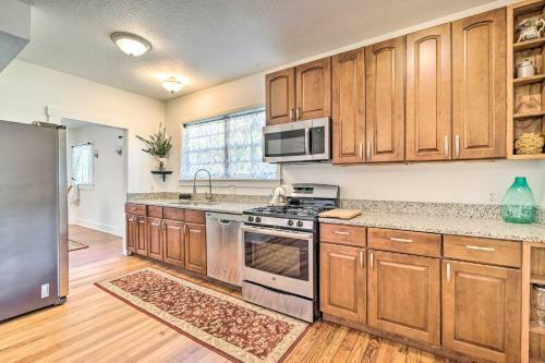 Southern-style Ocala Home Less Than 1 Mi To Downtown!