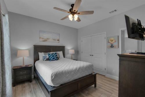 Toes In The Sand By Pensacola Beach Properties