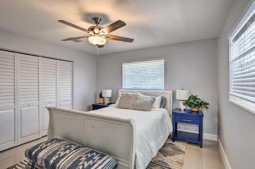 Family Friendly Home About 1 Mi To Beach Parks!