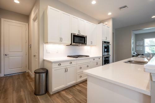 Luxurious Home With Optional Chauffer & Butler Service