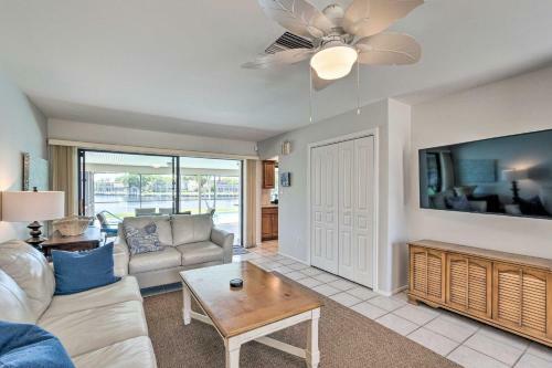 Waterfront Punta Gorda Retreat With Hot Tub!