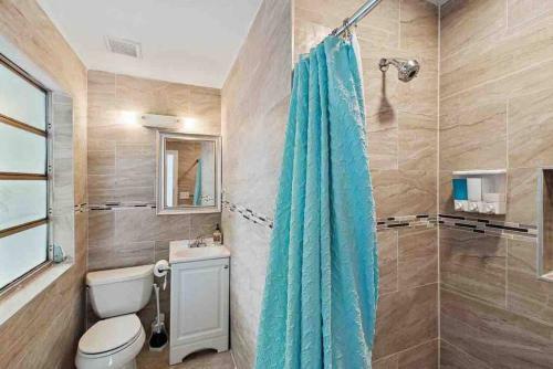 Family Friendly W/pool. 5 Miles To Madeira Beach