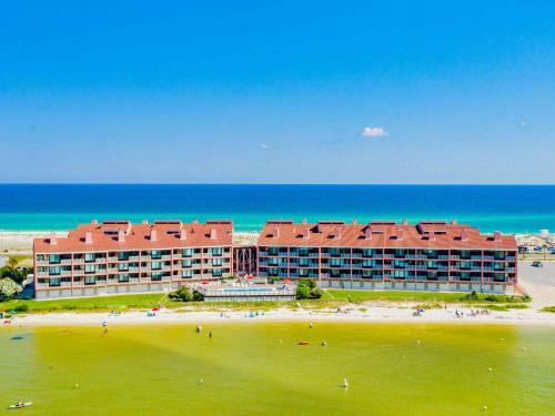 Apartamento Palm Beach Club #236