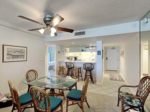 Apartamento Regency Towers #605 West