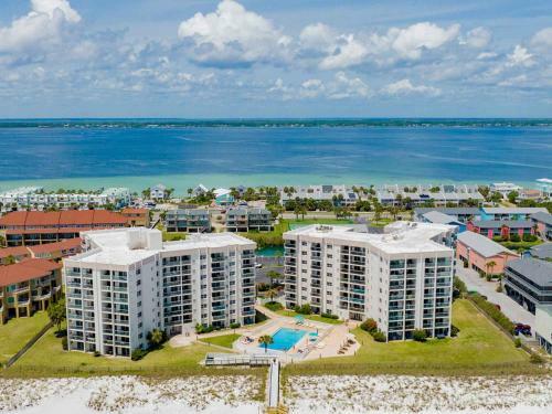 Apartamento Regency Towers #506 East