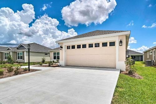 Adults-only Home In The Villages With Perks!