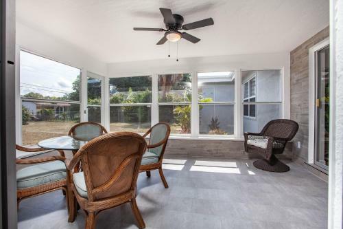 Cozy Bungalow In Venice East ,florida