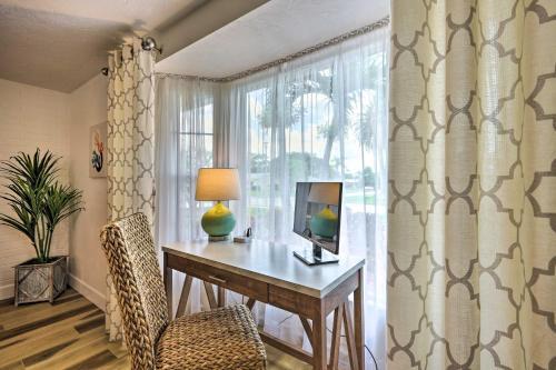 Sunny Sarasota Home 4 Mi To Siesta Key Beach