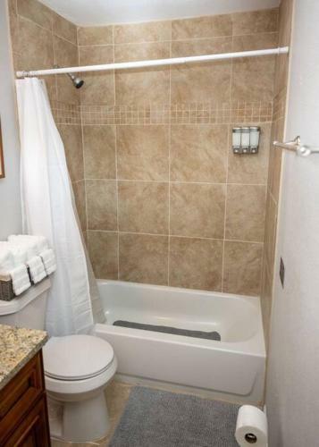 Apartamento Gorgeous Apt Near Seminole Heights