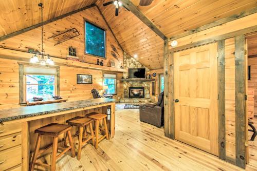 Woodsy Georgia Abode With Decks And Creek On-site