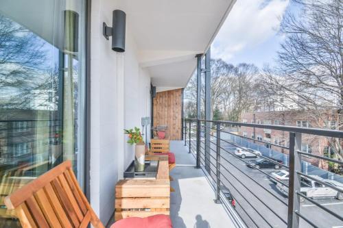 Apartamento Skyline Views And Rooftop Green Space