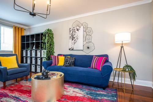 Downtown Atl Condo W Pool King Bed Lm1k2t