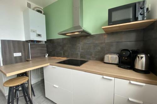 Apartamento Nice 65 M Bright For 4 Near Downtown