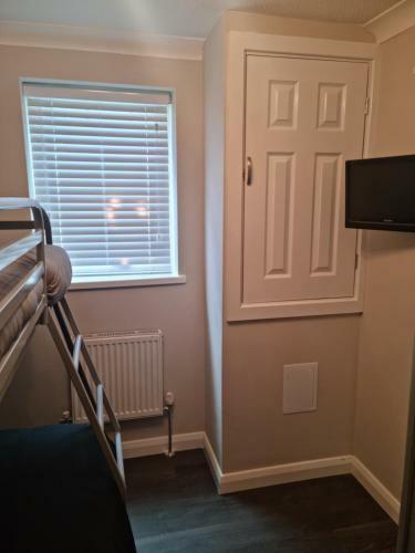 Newly Refurbished Falmouth Town Centre Apartment