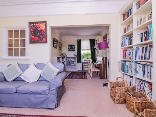 6 Gloster Terrace