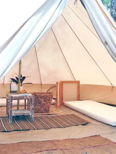 Sambaia Surf & Yoga Camp