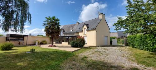 Villa Excallibur, Aux Portes de Broc�liande