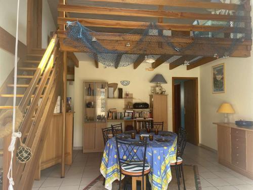 Maison Capbreton, 4 Pi�ces, 6 Personnes - Fr-1-247-215