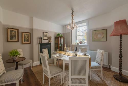 Merchants Town House - Catherine Hill