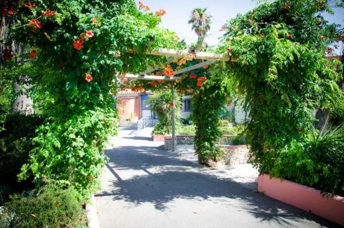 Apartamento Agr�able T2 - St Cruz 70