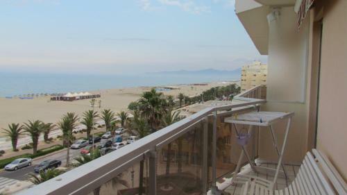 Apartment For 4 People Facing The Sea,