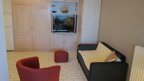 Apartment For 4 People Facing The Sea,