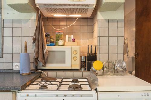 Nerida's-traditional 3 Br Townhouse-bbq-view