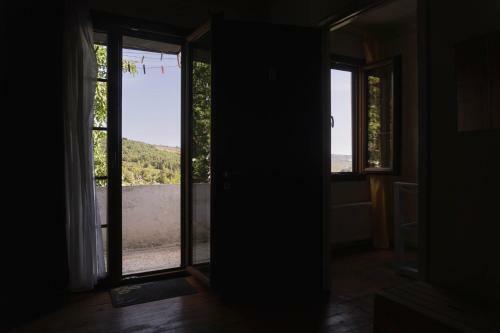 Nerida's-traditional 3 Br Townhouse-bbq-view