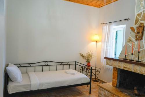 Villa Kantounia Stonehouse