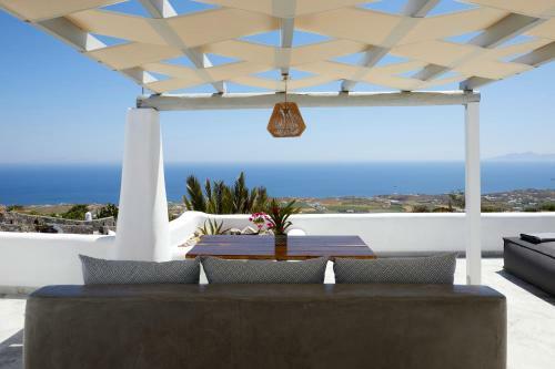 Villa El Verano Suites