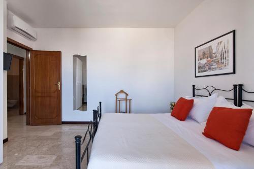 Apartamento Via Del Mare Rooms