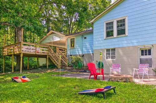 Lake Lure Cottage With Entertainment Backyard!