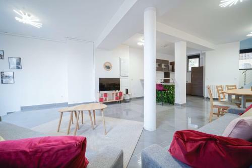 Beautiful House 10 Min Walk From Paris