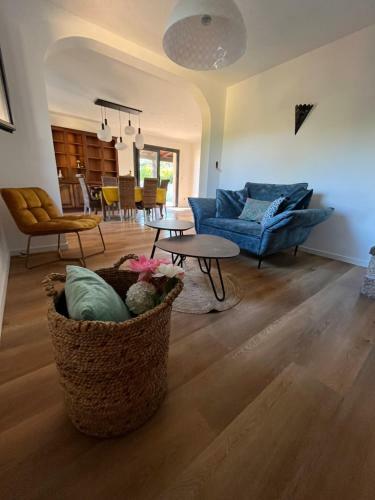 Jolie Maison de Vacances Avec Piscine