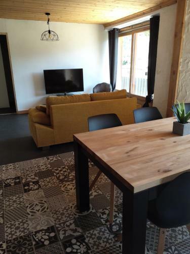 Apartamento Tres Bel Appartement Dans Une Maison Avec Spa
