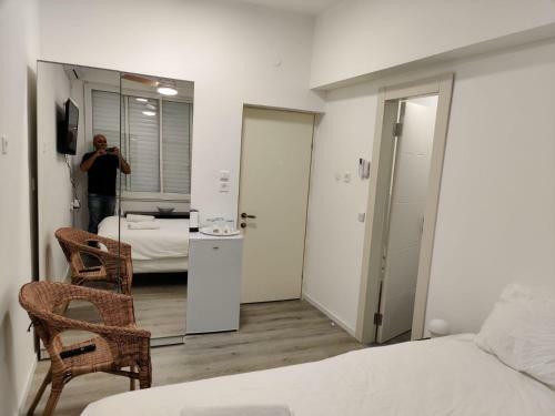 Jerusalem Apartments (In Bat Yam) By Pay Box