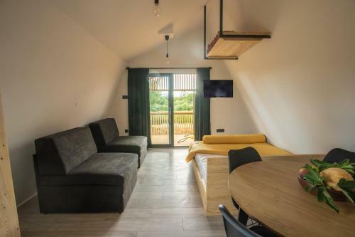 Hostal Glamping House Two Rivers