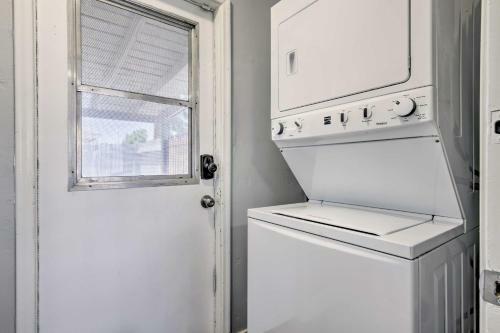 Family-friendly Mesa Home About 1 Mi To Downtown!
