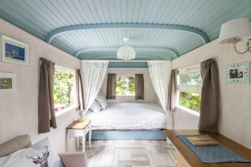 Bed & Breakfast Gardenhouse On Wheels