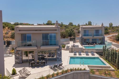 Luxurious Villa Aqua - With 2 Heated Pools