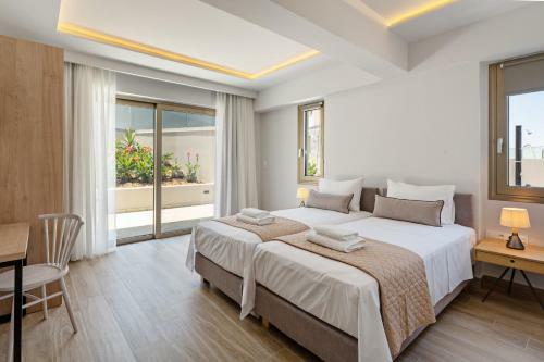 Luxurious Villa Aqua - With 2 Heated Pools