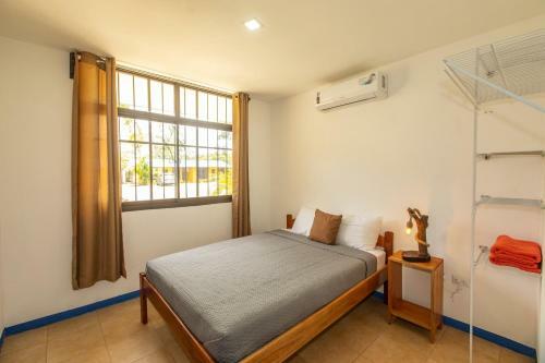 Armonia #8 - Beachside 2br Apartment In Playas Del Coco
