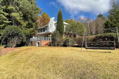 Villa Elm Tree House - Dullstroom - Holiday Home
