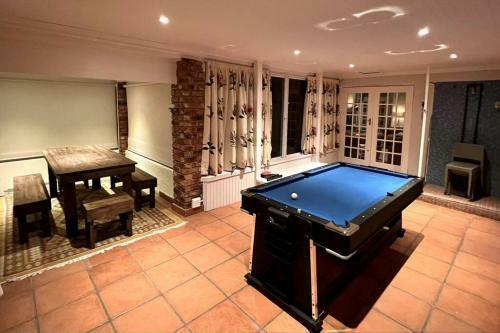 Villa Elm Tree House - Dullstroom - Holiday Home