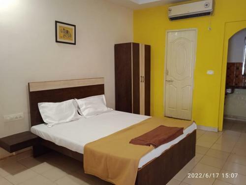 Hostal De Aalayam